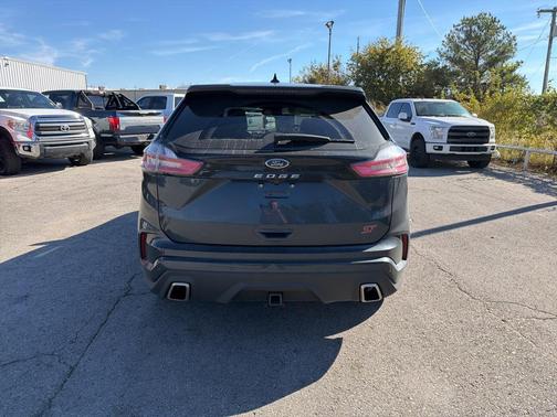 2023 Ford Edge ST
