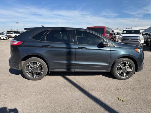 2023 Ford Edge ST