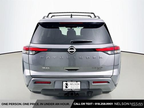 2026 Nissan Pathfinder Platinum