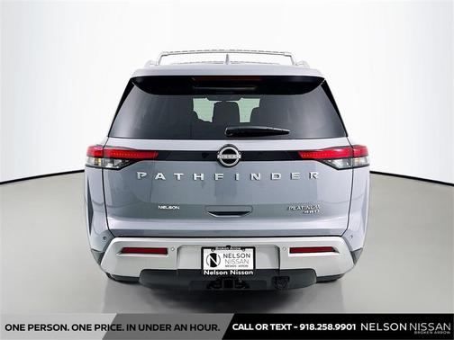 2025 Nissan Pathfinder Platinum 4WD