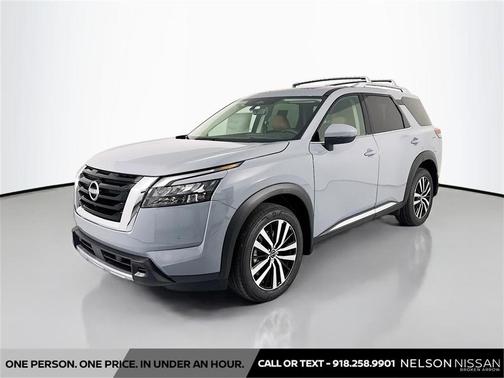 2025 Nissan Pathfinder Platinum 4WD