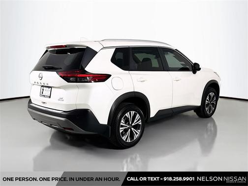 2022 Nissan Rogue SV