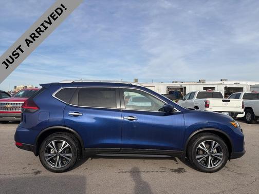 2020 Nissan Rogue SV