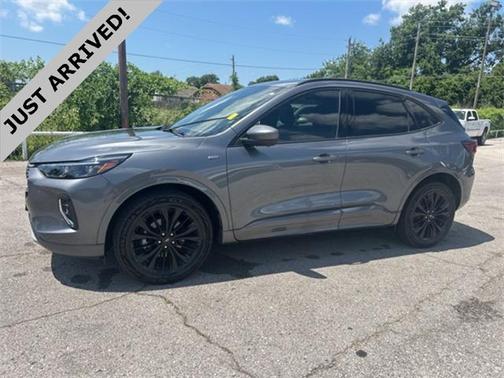 2023 Ford Escape ST-Line Elite