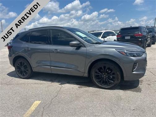 2023 Ford Escape ST-Line Elite