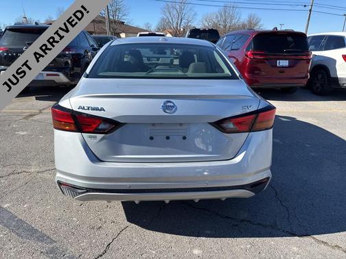 2021 Nissan Altima 2.5 SV