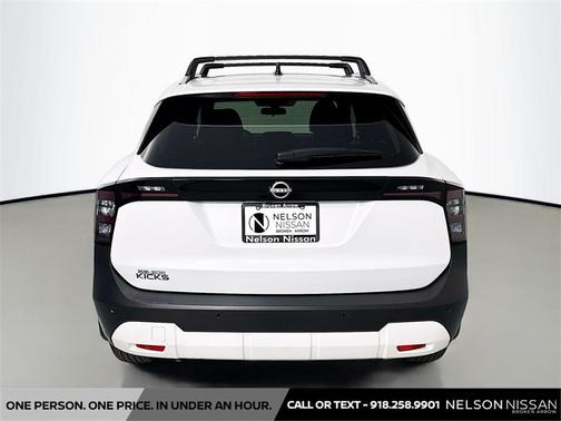 2026 Nissan Kicks SV