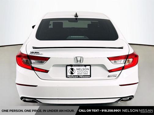 Platinum White Pearl 2021 Honda Accord Sport SE 1.5T