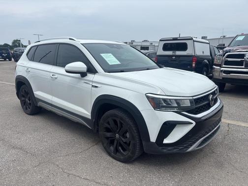 2022 Volkswagen Taos 1.5T SE