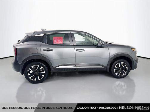 Gun Metallic 2025 Nissan Kicks SV