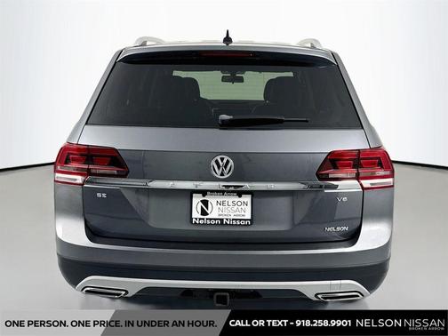 Platinum Gray Metallic 2019 Volkswagen Atlas 3.6L SE