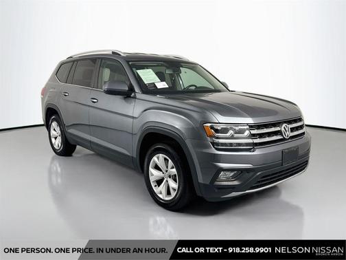 Platinum Gray Metallic 2019 Volkswagen Atlas 3.6L SE
