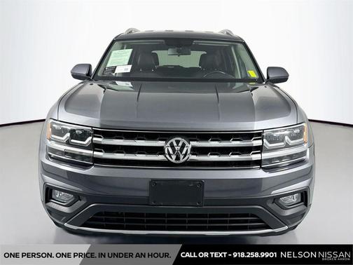Platinum Gray Metallic 2019 Volkswagen Atlas 3.6L SE