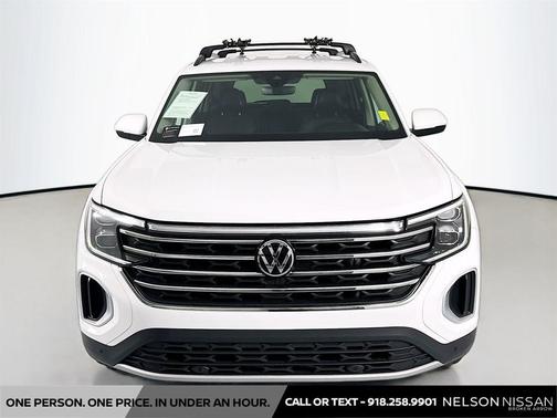 Pure White 2024 Volkswagen Atlas 2.0T SE w/Technology