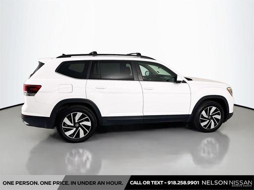 Pure White 2024 Volkswagen Atlas 2.0T SE w/Technology