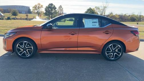 2025 Nissan Sentra SR