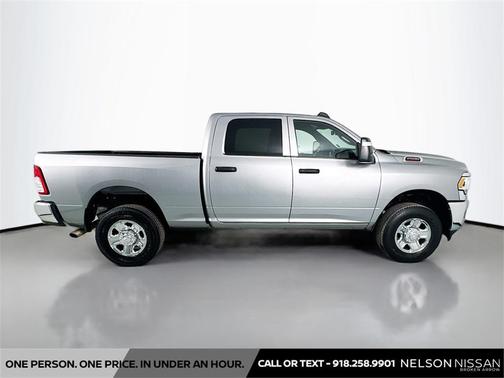 2024 RAM 2500 Tradesman Crew Cab 4x4 6'4' Box
