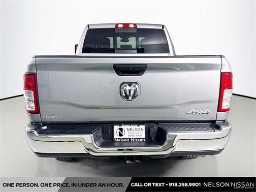 2024 RAM 2500 Tradesman Crew Cab 4x4 6'4' Box