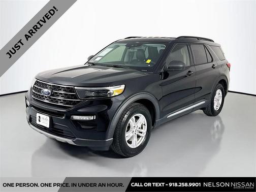 AGATE BLACK METALLIC 2020 Ford Explorer XLT