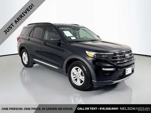 AGATE BLACK METALLIC 2020 Ford Explorer XLT