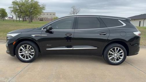 2022 Buick Enclave FWD Avenir