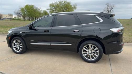 2022 Buick Enclave FWD Avenir