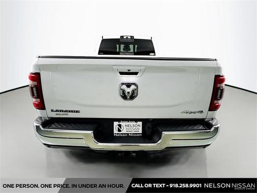 2022 RAM 3500 Laramie Crew Cab 4x4 8' Box