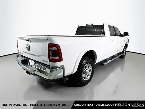 2022 RAM 3500 Laramie Crew Cab 4x4 8' Box