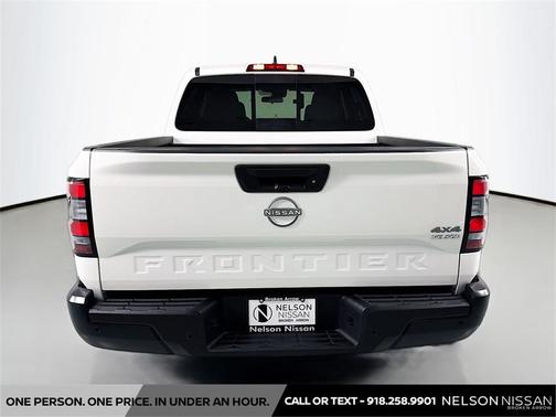 2025 Nissan Frontier S