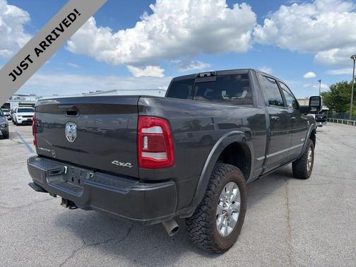 Granite Crystal Metallic Clearcoat 2023 RAM 2500 Limited Crew Cab 4x4 6'4' Box