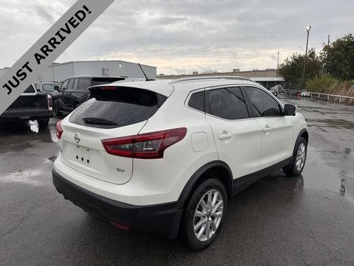 2020 Nissan Rogue Sport SV