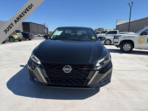 Super Black 2025 Nissan Altima SR AWD