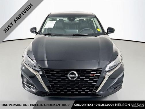 Super Black 2025 Nissan Altima SR AWD