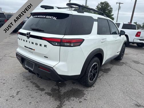 Glacier White 2023 Nissan Pathfinder Rock Creek 4WD