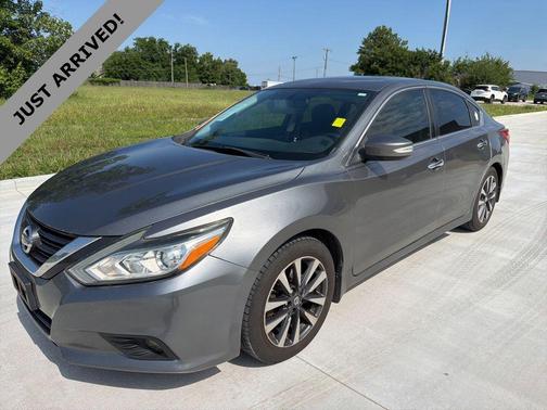 Gun Metallic 2016 Nissan Altima 2.5 SL
