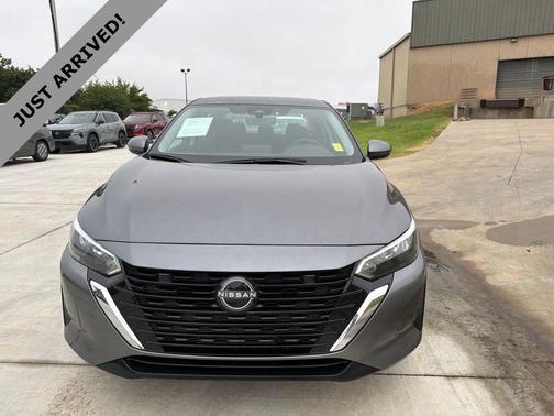 Gun Metallic 2025 Nissan Sentra SV