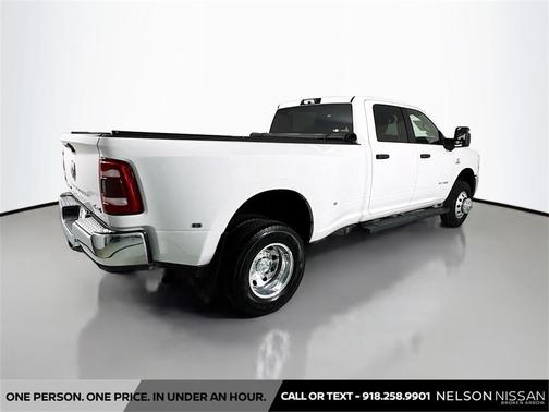2024 RAM 3500 Big Horn Crew Cab 4x4 8' Box