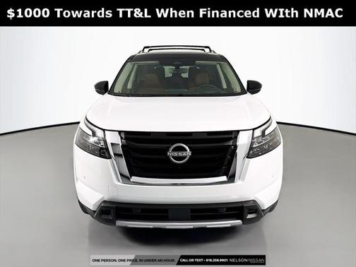 2025 Nissan Pathfinder Platinum 4WD