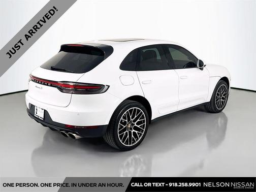 2020 Porsche Macan Macan S