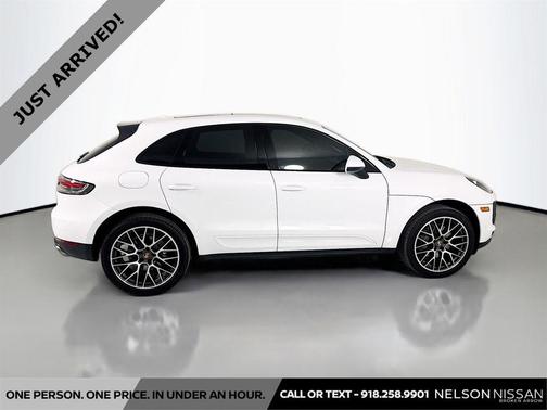 2020 Porsche Macan Macan S