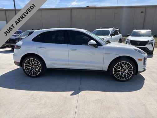 White 2020 Porsche Macan Macan S