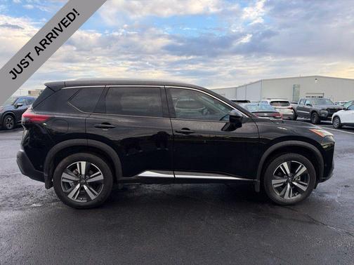 Super Black 2023 Nissan Rogue SL