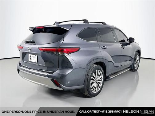2021 Toyota Highlander Platinum