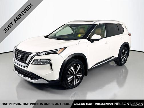 Pearl White Tricoat 2023 Nissan Rogue Platinum
