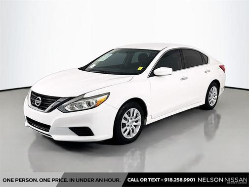 Glacier White 2016 Nissan Altima 2.5 S