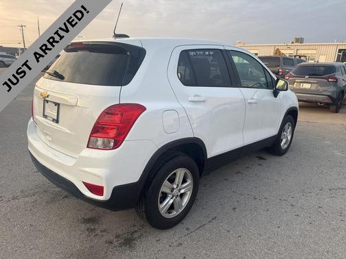 2022 Chevrolet Trax LS
