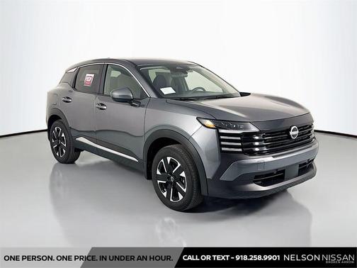 Gun Metallic 2025 Nissan Kicks SV