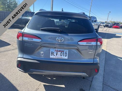 Celestite 2024 Toyota Corolla Cross LE