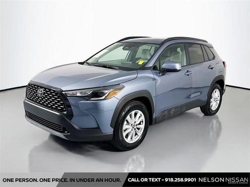 Celestite 2024 Toyota Corolla Cross LE