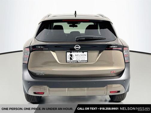 Canyon Bronze Metallic 2026 Nissan Kicks SR